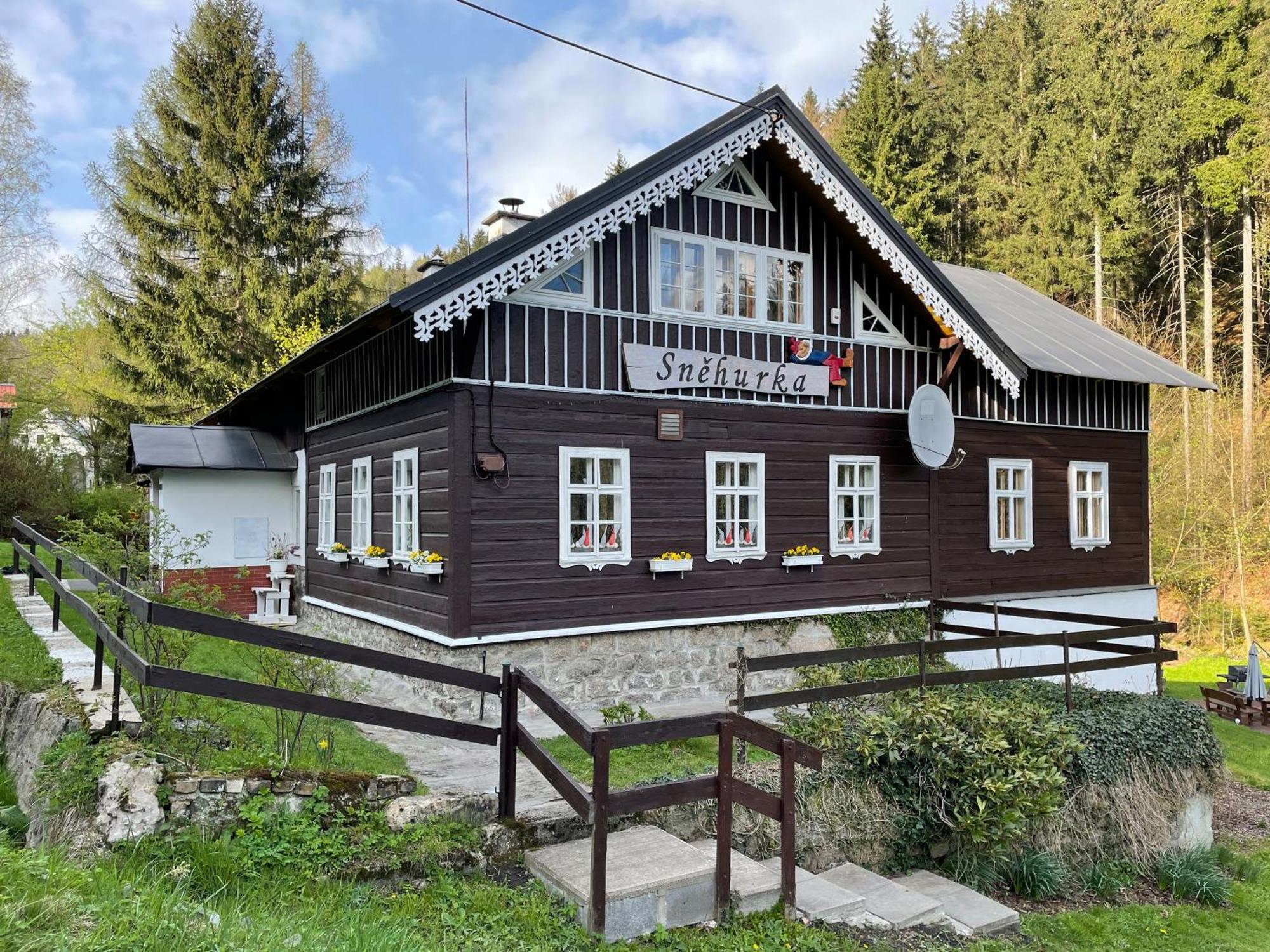 Chalupa Snehurka Polubny Exterior photo